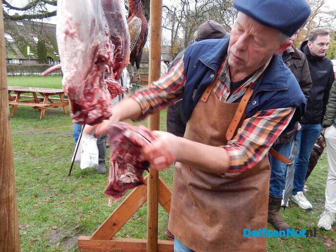 Het was weer een gezellige markt in Vilsteren - Foto: Willy