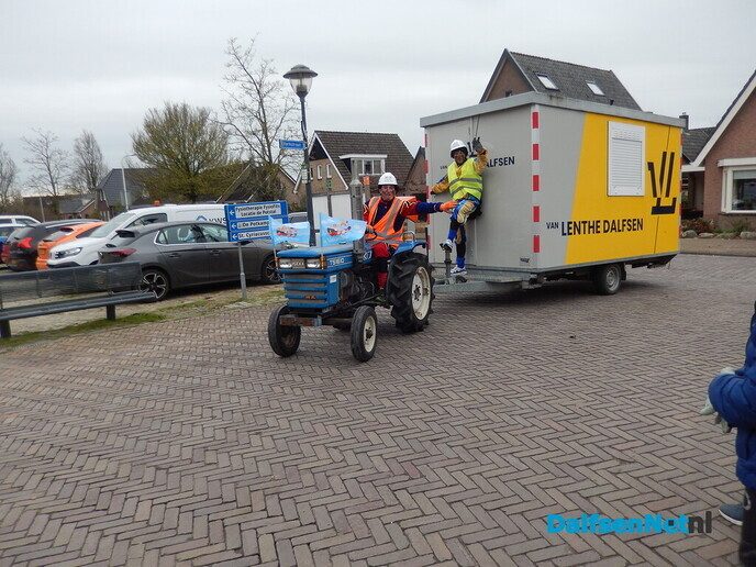 Warm welkom Sinterklaas in Hoonhorst, ondanks de kou - Foto: Willy