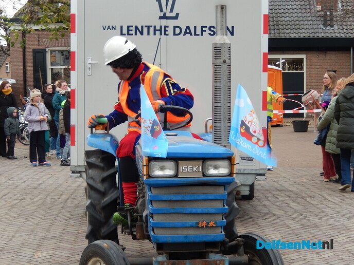 Warm welkom Sinterklaas in Hoonhorst, ondanks de kou - Foto: Willy