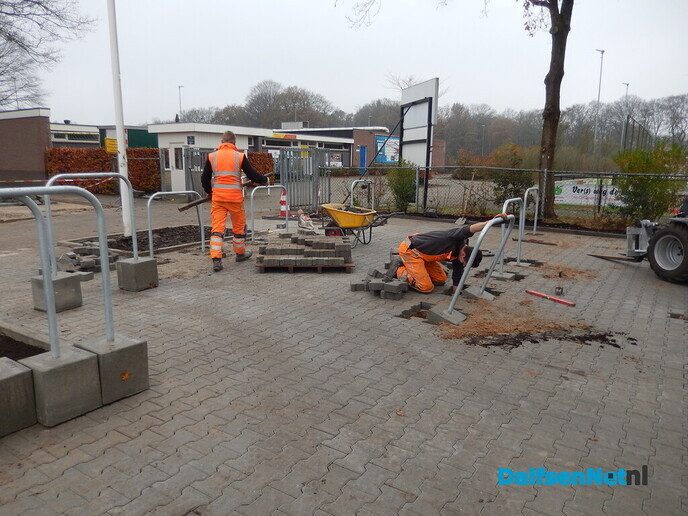 Fietsenstalling Sportpark Gerner aangepakt! - Foto: Willy