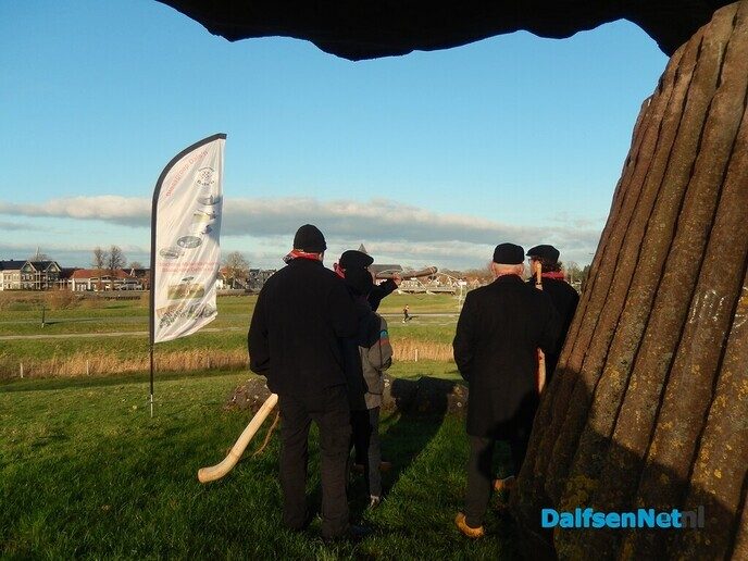 Midwinterhoornblazers in Dalfsen zijn weer actief - Foto: Willy