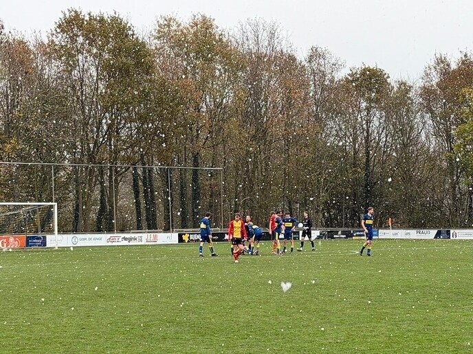 SV Dalfsen pakt belangrijke punten tegen SP Lochem - Foto: Ingezonden foto