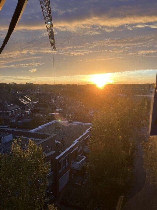 De zon komt op boven Dalfsen - Foto: Ingezonden foto