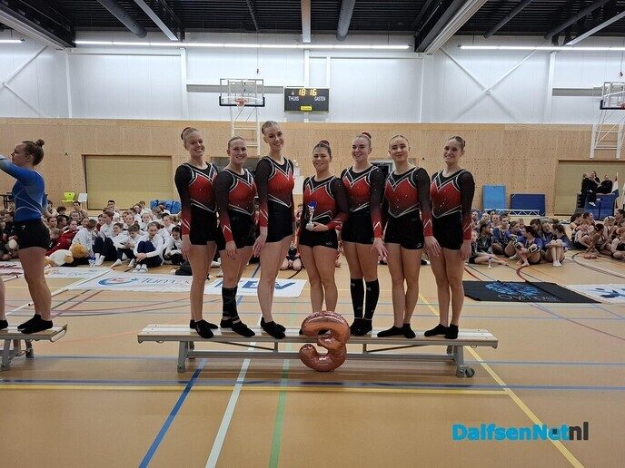Seniorenteam gym vereniging Nieuwleusen 3de op nk - Foto: Ingezonden foto