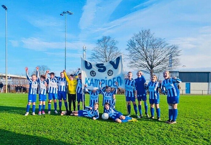 USV JO13-1 kampioen - Foto: Ingezonden foto