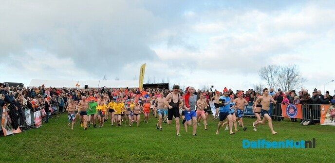 ALS-nieuwjaarsduik 2026 voor de 12e keer - Foto: Ingezonden foto