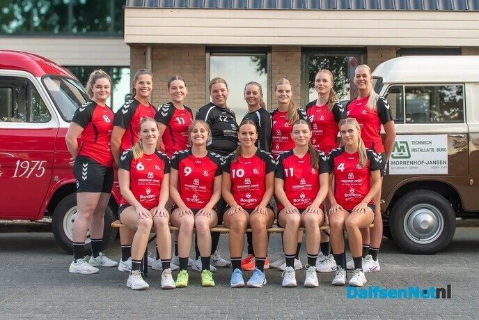 SV Dalfsen handbal dames spelen gelijk - Foto: Eigen geleverde foto