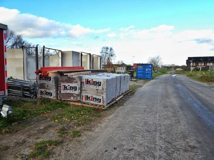 Er wordt volop gebouwd in Nieuwleusen - Foto: Femmie Smink