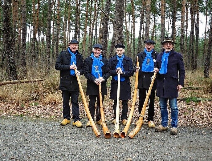 Midwinterhoorns bij natuurbegraafplaats Arriën - Foto: Femmie Smink