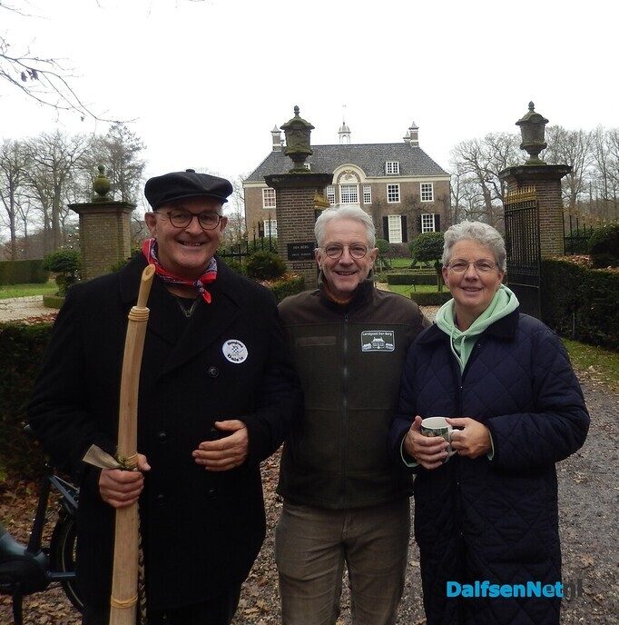 Tuin huize Den Berg mooi versierd - Foto: Willy