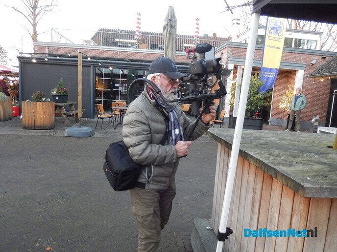 Zeer sfeervolle kerstmarkt in Nieuwleusen (serie foto’s) - Foto: Willy