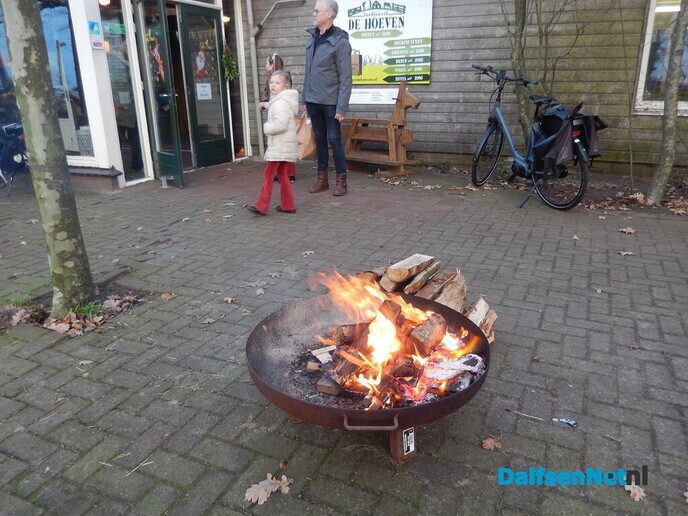 Boeren kerstmarkt bij landjuweel De Hoeven - Foto: Willy