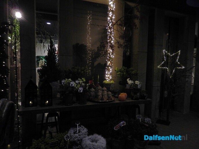 Centrum van Dalfsen helemaal in winterse sfeer - Foto: Willy
