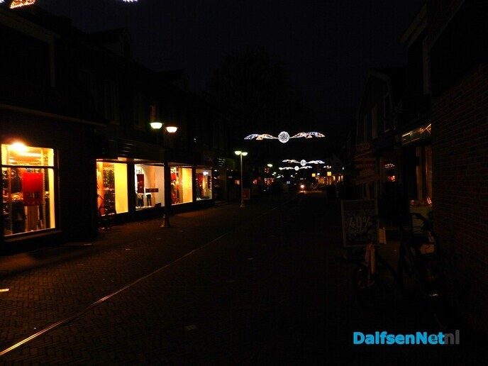 Centrum van Dalfsen helemaal in winterse sfeer - Foto: Willy