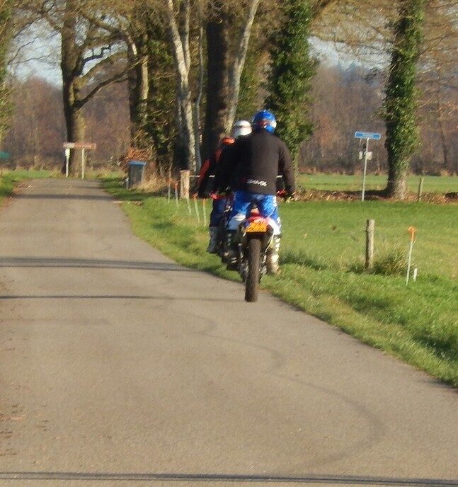 Weer crossen met motoren in natuurgebied (update) - Foto: Ingezonden foto