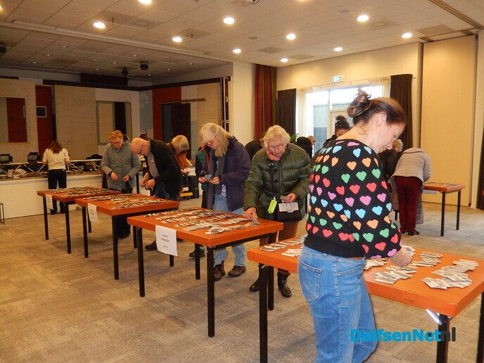Gezellige drukte bij de Jumbo kaartjes ruilmiddag - Foto: Willy