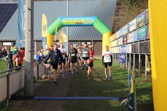 Oudjaarsloop in Hoonhorst ook voor kerst geslaagd - Foto: Ingezonden foto