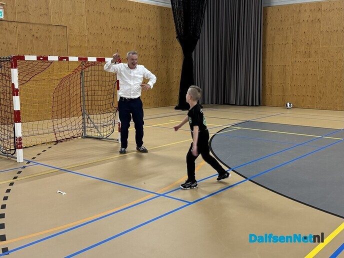 Wat gebeurt er als de burgemeester mee gaat trainen bij Team Puur? - Foto: Ingezonden foto