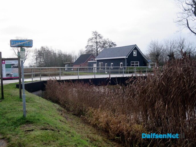 Wandeling langs Knobbenboom en mooiste boom van Salland - Foto: Wim