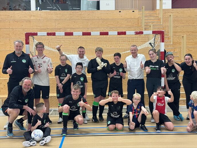 Wat gebeurt er als de burgemeester mee gaat trainen bij Team Puur? - Foto: Ingezonden foto