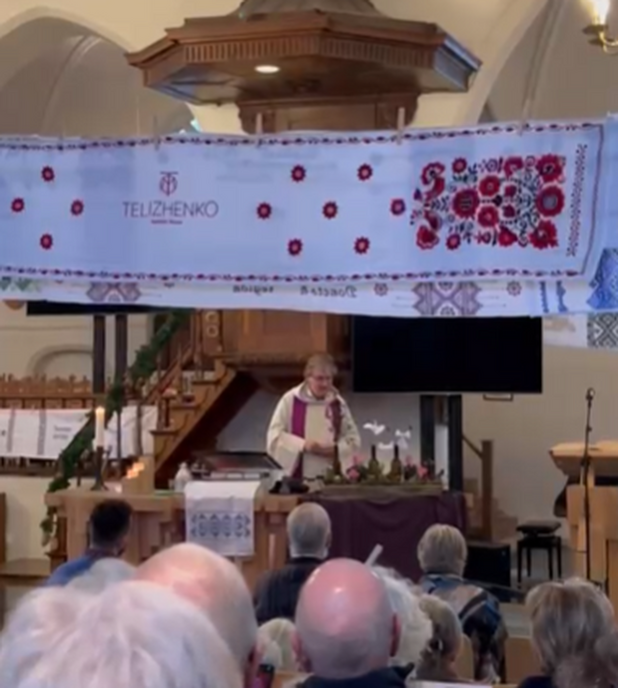 Een geborduurd gebed in de Grote Kerk van Dalfsen - Foto: Ingezonden foto