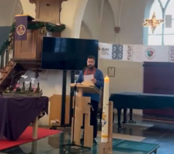Een geborduurd gebed in de Grote Kerk van Dalfsen - Foto: Ingezonden foto