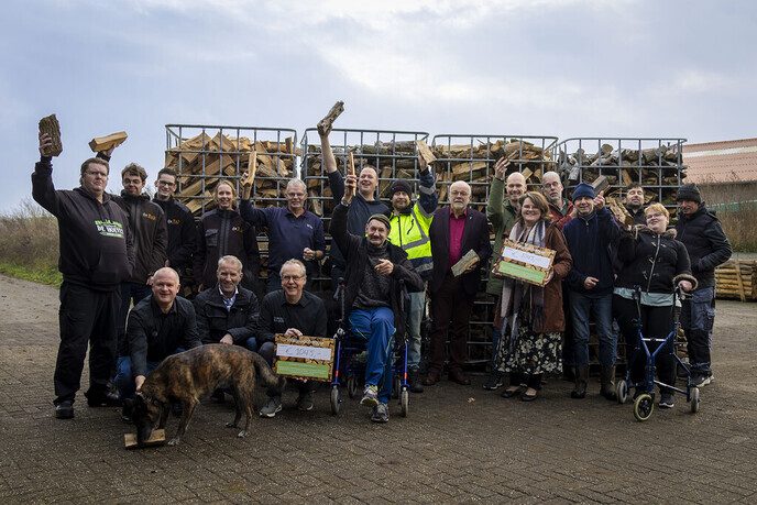 Opbrengst snoeihout voor twee goede doelen - Foto: Gemeente Dalfsen