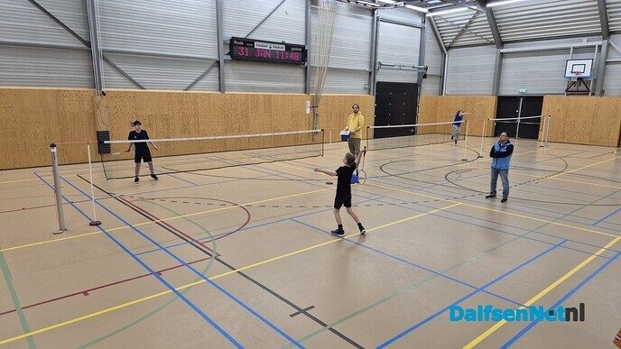 Spannende strijd om badmintontrofee in Dalfsen - Foto: Ingezonden foto