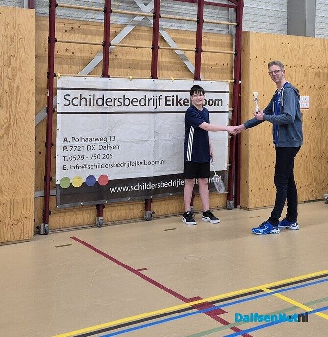 Spannende strijd om badmintontrofee in Dalfsen - Foto: Ingezonden foto