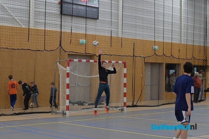 Bukkum viert 50-jarig bestaan met voetbal, bier, podcast en grootse reünie - Foto: Johan Bokma