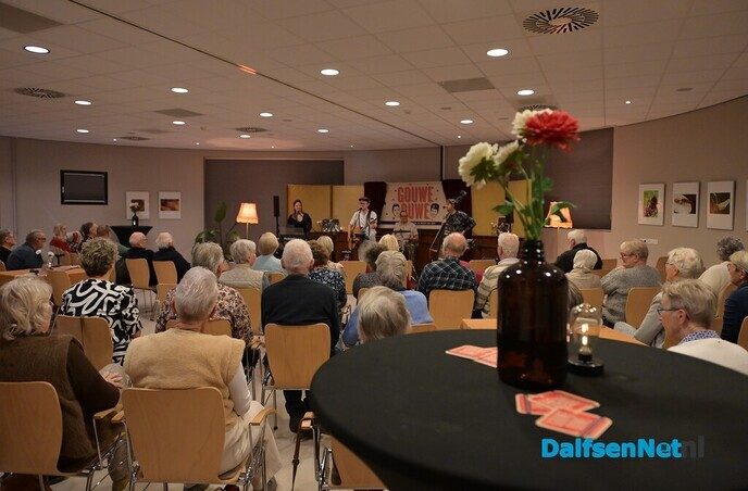 Gouwe Ouwe: feestje van herkenning in de Trefkoele+ - Foto: Johan Bokma