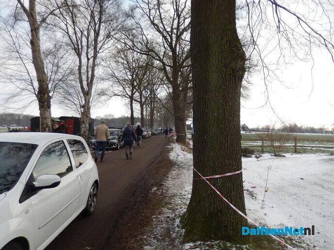 De sneeuwpopvreugderecord Staphorst, duurde maar heel kort - Foto: Willy