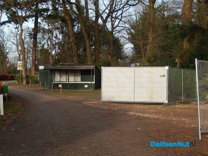 Bouw recreatie accommodatie nabij de vistrap - Foto: Willy