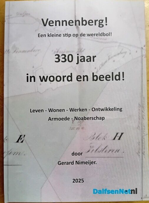 Boek over historie Vennenberg - Foto: Ingezonden foto