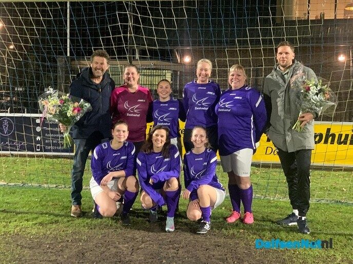 De Zwaluwhof nieuwe tenuesponsor van VCHW damesteams - Foto: Ingezonden foto