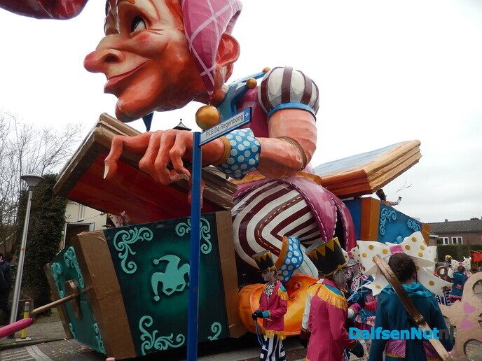 Fantastische carnavalswagens en de sfeer was zeker niet minder - Foto: Willy