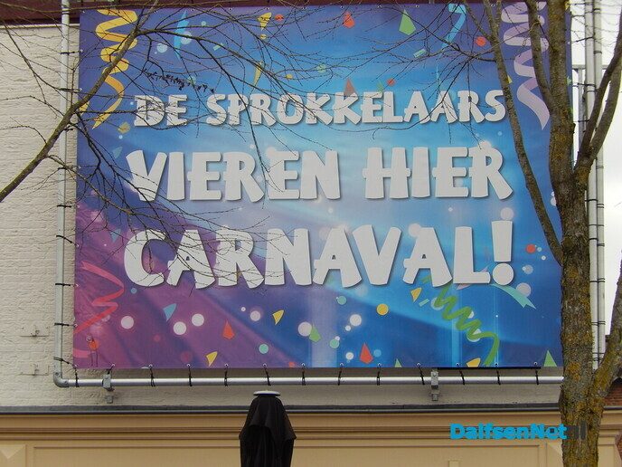 Fantastische carnavalswagens en de sfeer was zeker niet minder - Foto: Willy