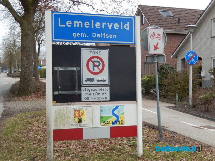 Fantastische carnavalswagens en de sfeer was zeker niet minder - Foto: Willy