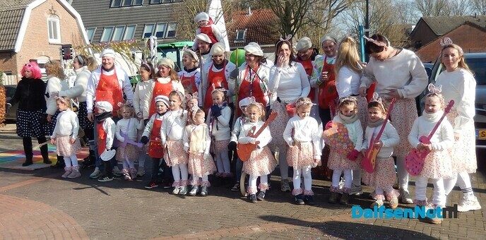 Carnaval in Hoonhorst:  “Groot feest in een klein dorp” - Foto: Willy