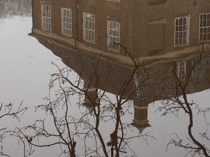 Foto’s van een ietwat mistig Den Berg - Foto: Ingezonden foto