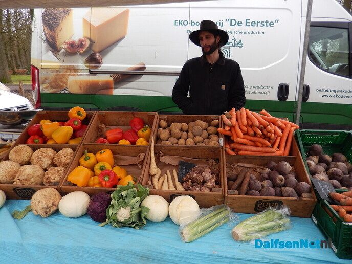 Super gezellige boerenmarkt Vilsteren - Foto: Willy