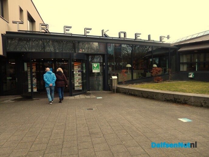 Gezellige kunstmarkt in Trefkoele+ trekt veel publiek - Foto: Willy