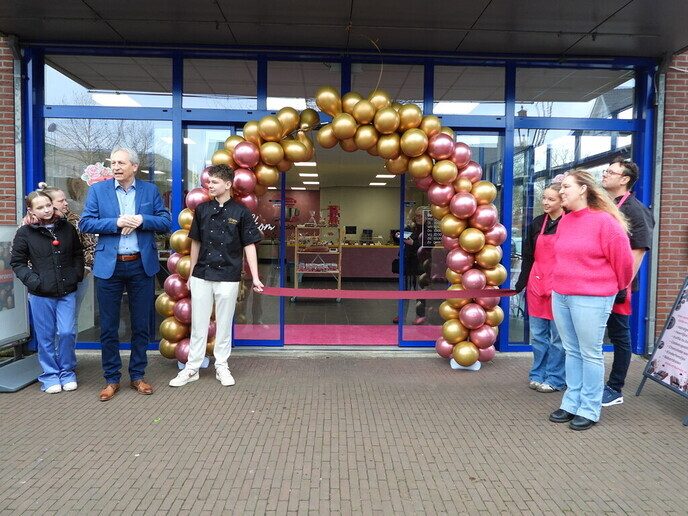 Jan Uitslag opende Het Bakhok - Foto: Femmie Smink
