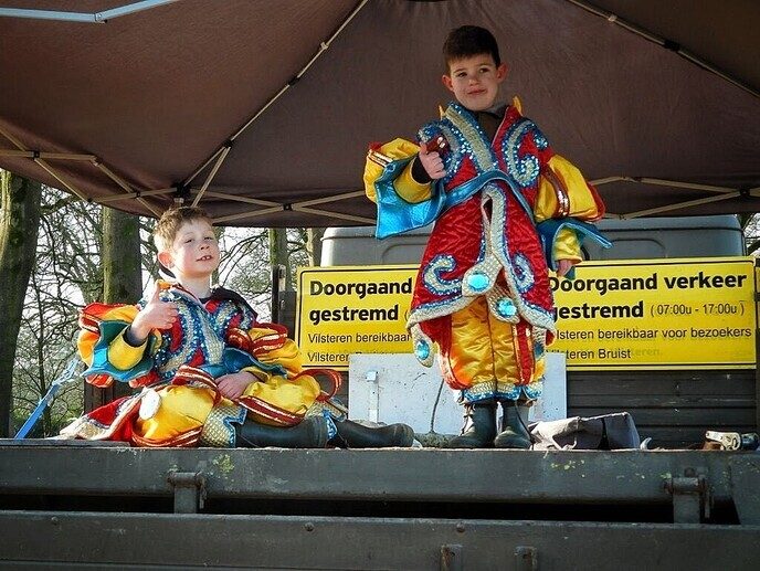 Carnavalsoptocht Vilsteren deel 2 - Foto: Femmie Smink