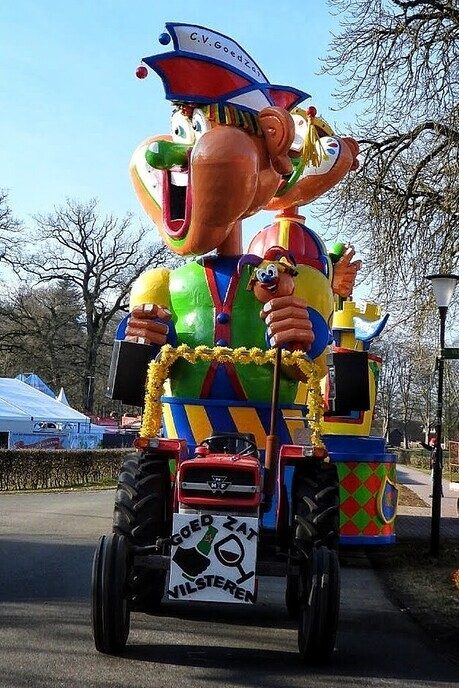 Carnavalsoptocht Vilsteren deel 2 - Foto: Femmie Smink