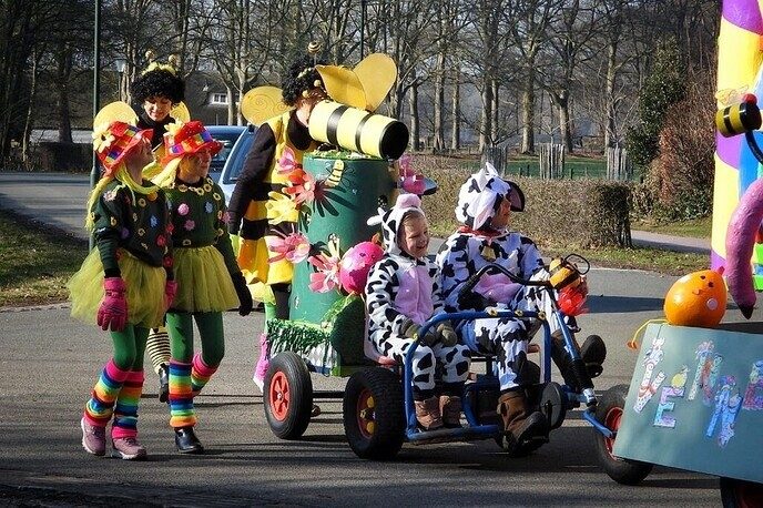 Carnavalsoptocht Vilsteren deel 2 - Foto: Femmie Smink