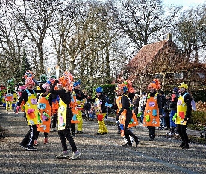 Carnavalsoptocht Vilsteren deel 2 - Foto: Femmie Smink
