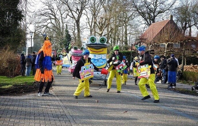 Carnavalsoptocht Vilsteren deel 2 - Foto: Femmie Smink