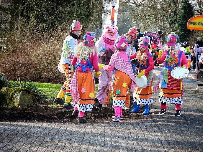 Carnavalsoptocht Vilsteren deel 2 - Foto: Femmie Smink