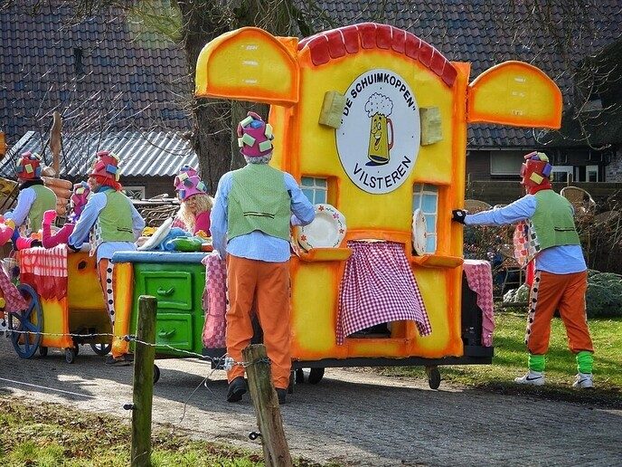 Carnavalsoptocht Vilsteren deel 2 - Foto: Femmie Smink